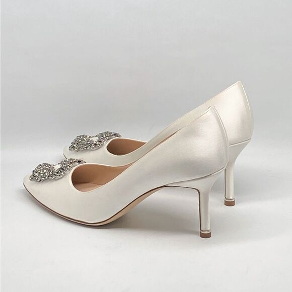 Manolo Blahnik Hangisi 70MM Crystal Buckle Satin Pumps size 37 - Picture 10 of 16